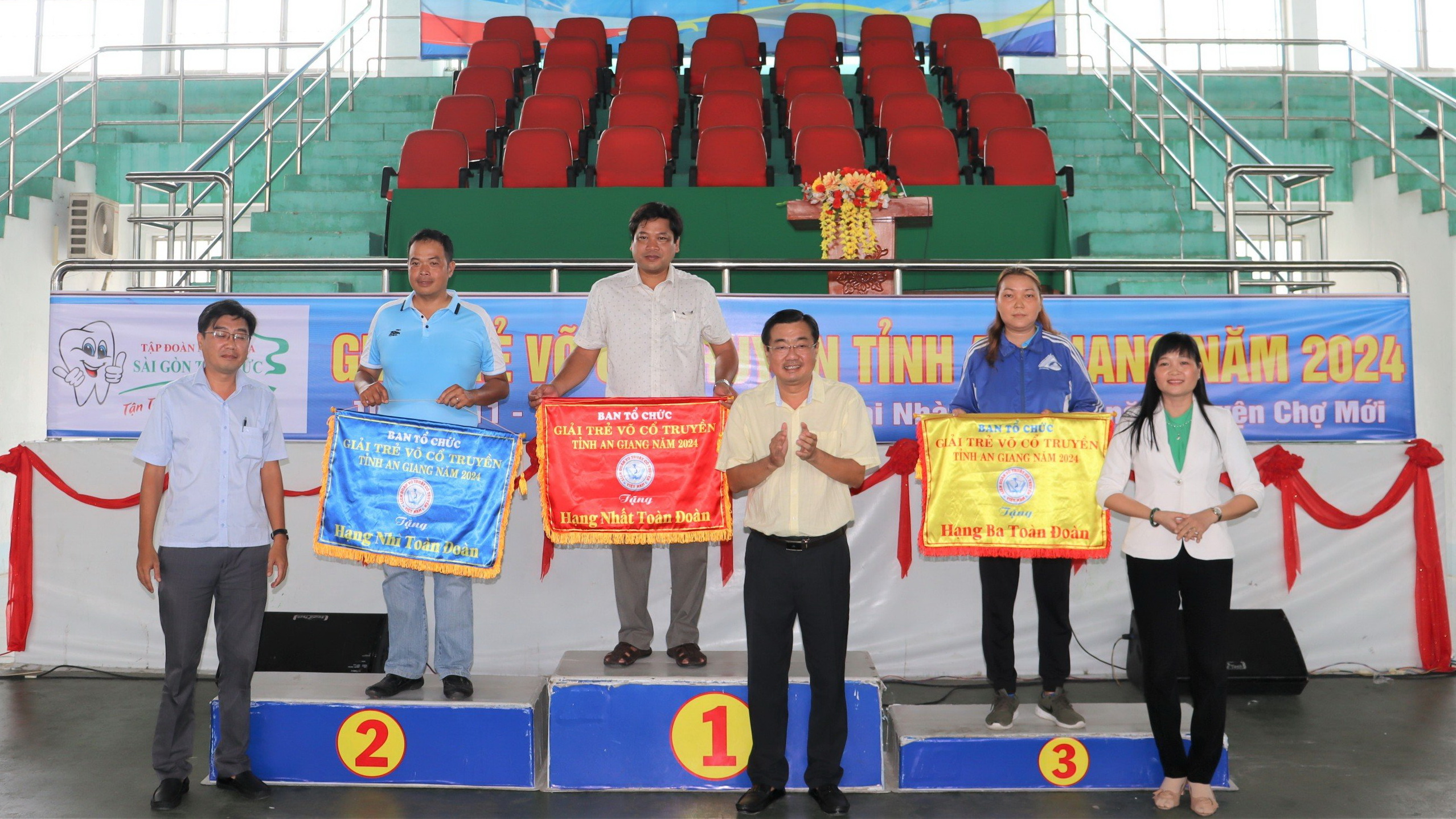 Chợ Mới xuất sắc giành nhất toàn đoàn Giải trẻ võ cổ truyền các câu lạc bộ tỉnh An Giang